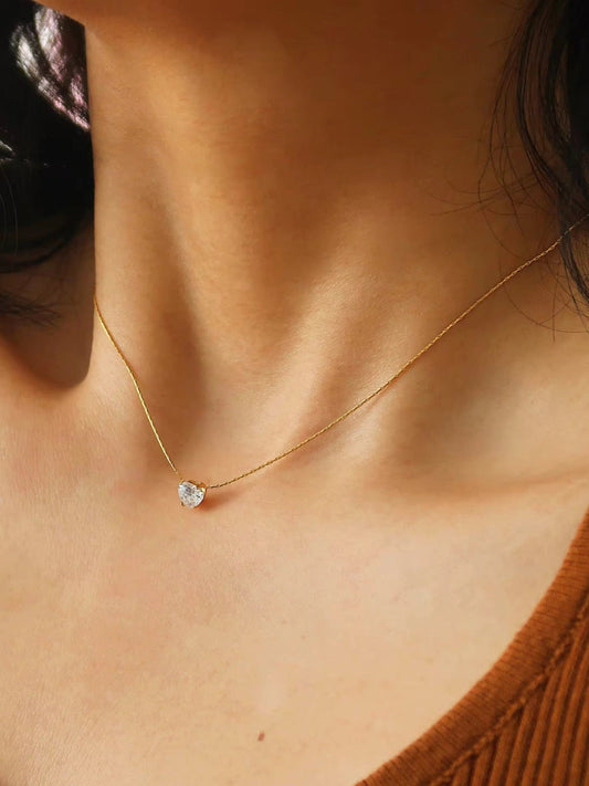 18K Gold-Plated Minimal Solitaire Heart Pendant QROSH