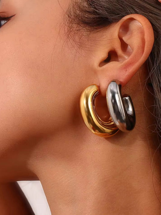 18K Gold Plated Statement J Stud QROSH