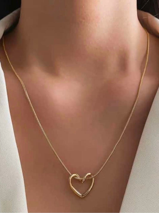 18K Gold-Plated Hollow Heart Pendant QROSH