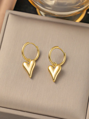 Dainty Heart Drop Earrings in 18K Gold QROSH