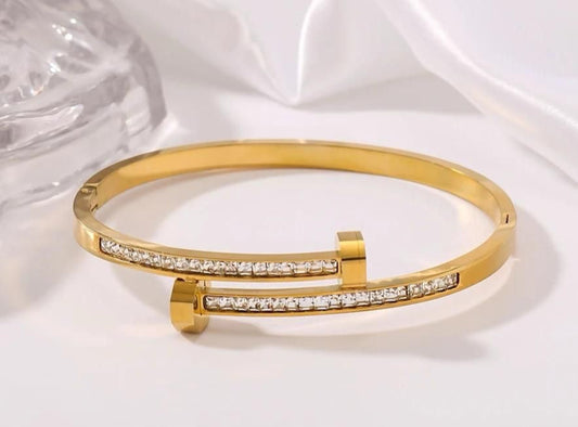 18K Gold Plated Nail-Bolt Bangle