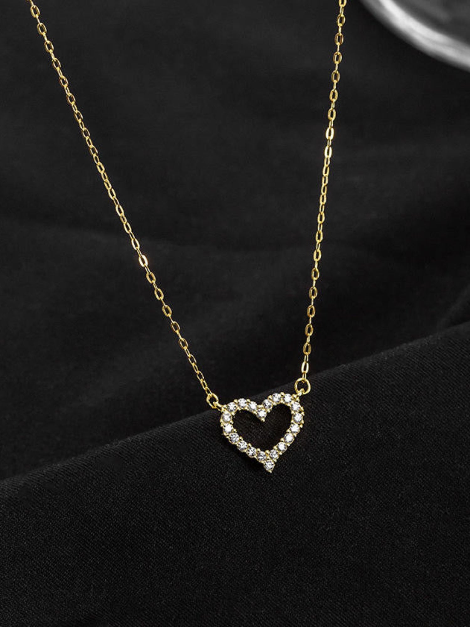 18K Gold-Plated Blingy Heart Pendant QROSH