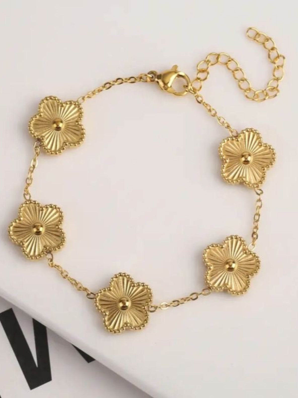 18K Gold Plated Clover Bracelet QROSH