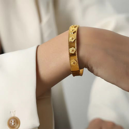 18K Gold Plated Flower Bangle