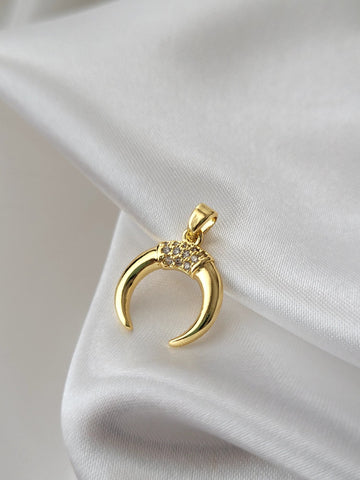 Dainty 18k Gold-Plated Croissant Pendant QROSH
