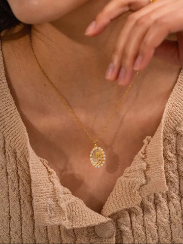 18k Gold-Plated Oval Pendant Necklace with Cubic Zirconia QROSH