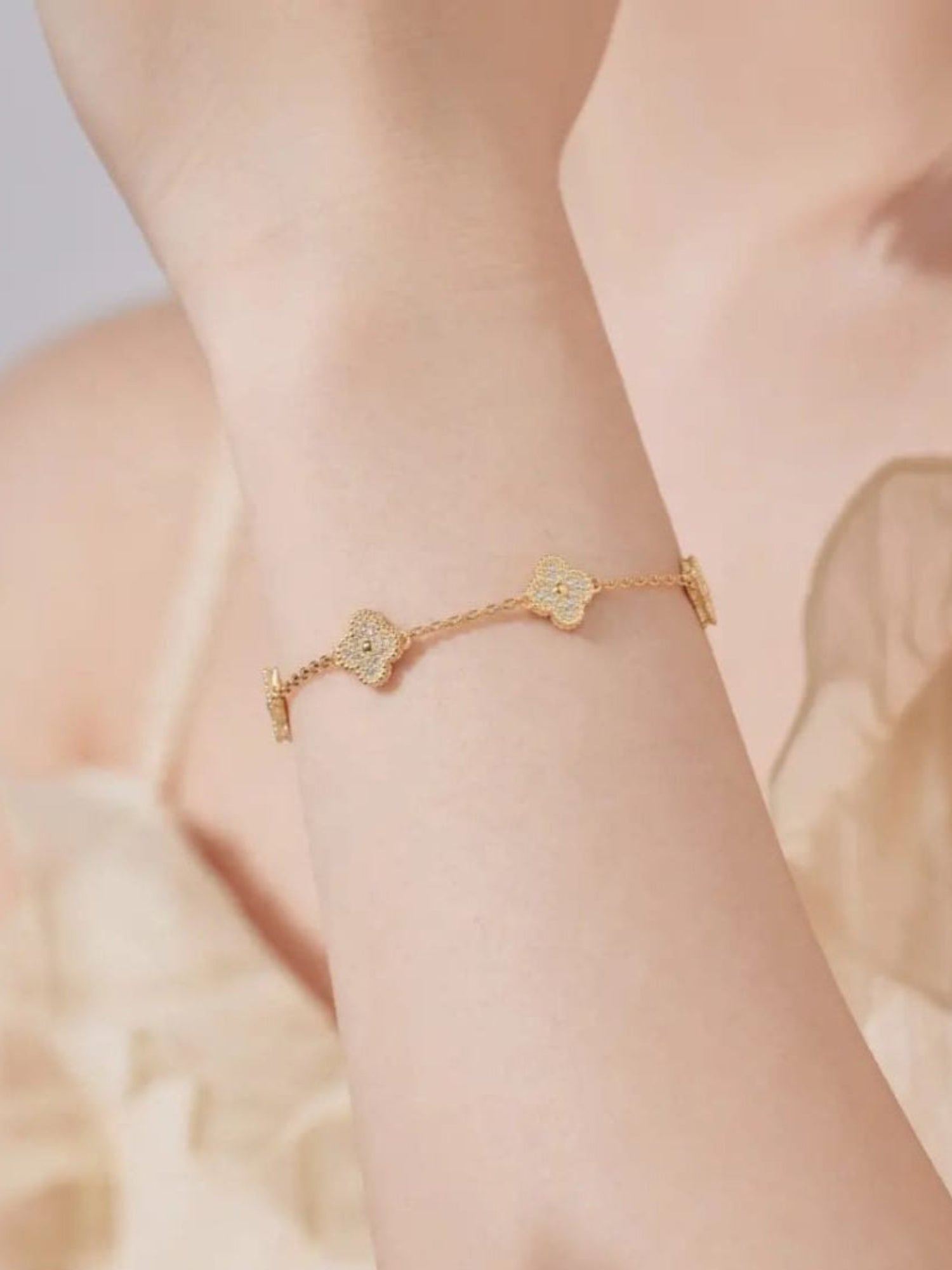 Flower Bracelet QROSH