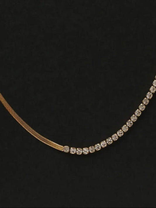 Half-Half Dainty Necklace QROSH
