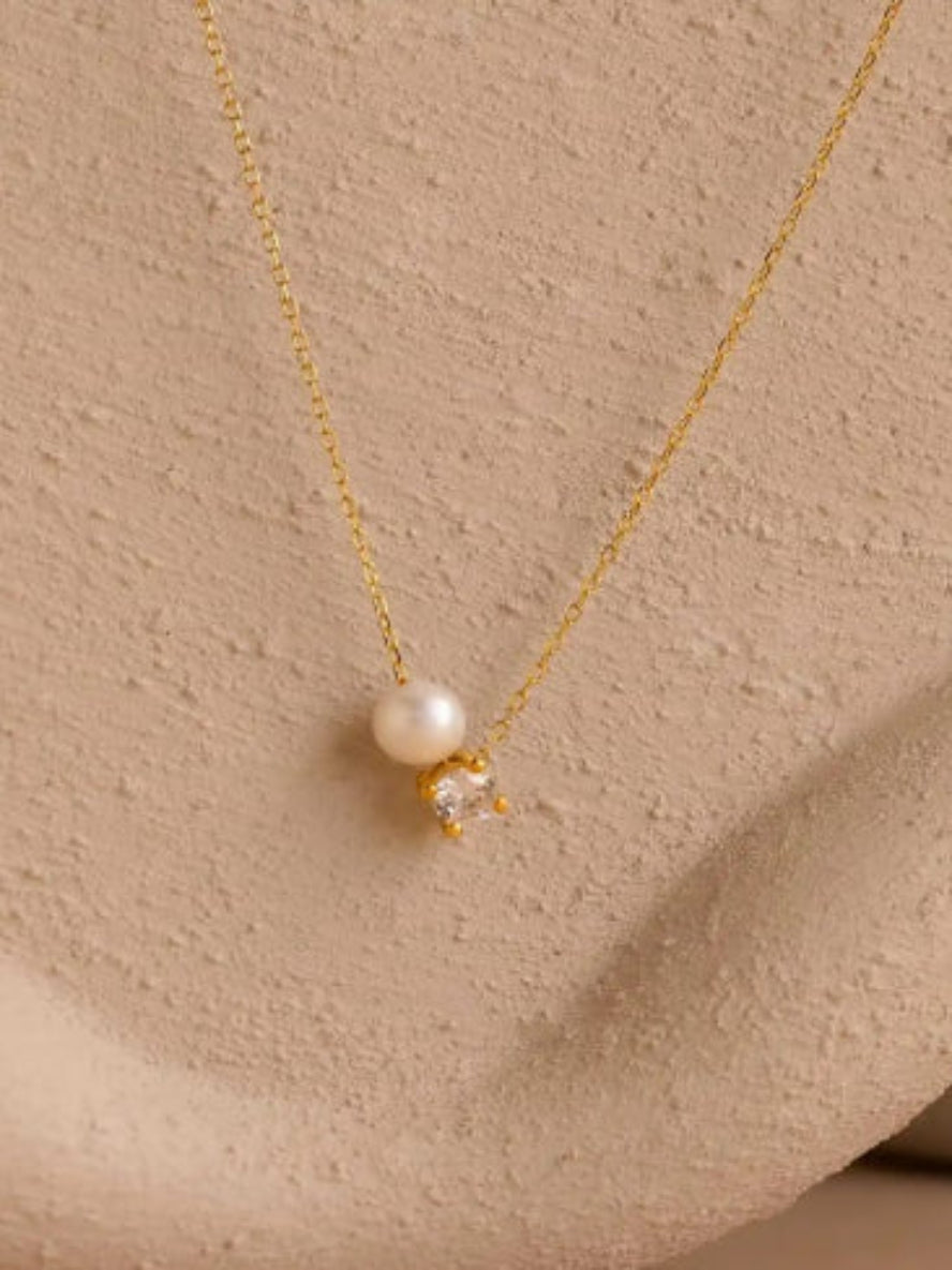 Dainty Cosmic-Pearl Pendant - QROSH