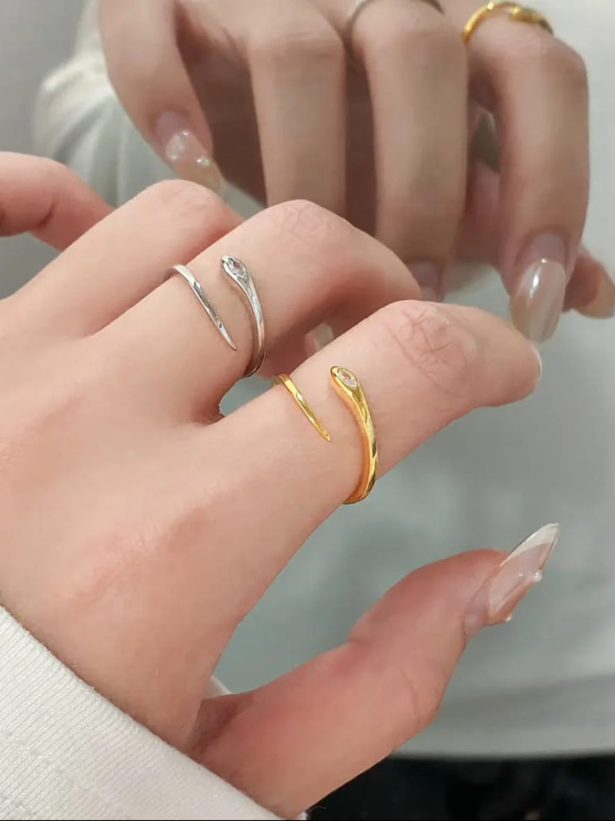 Adjustable Snake Ring - QROSH