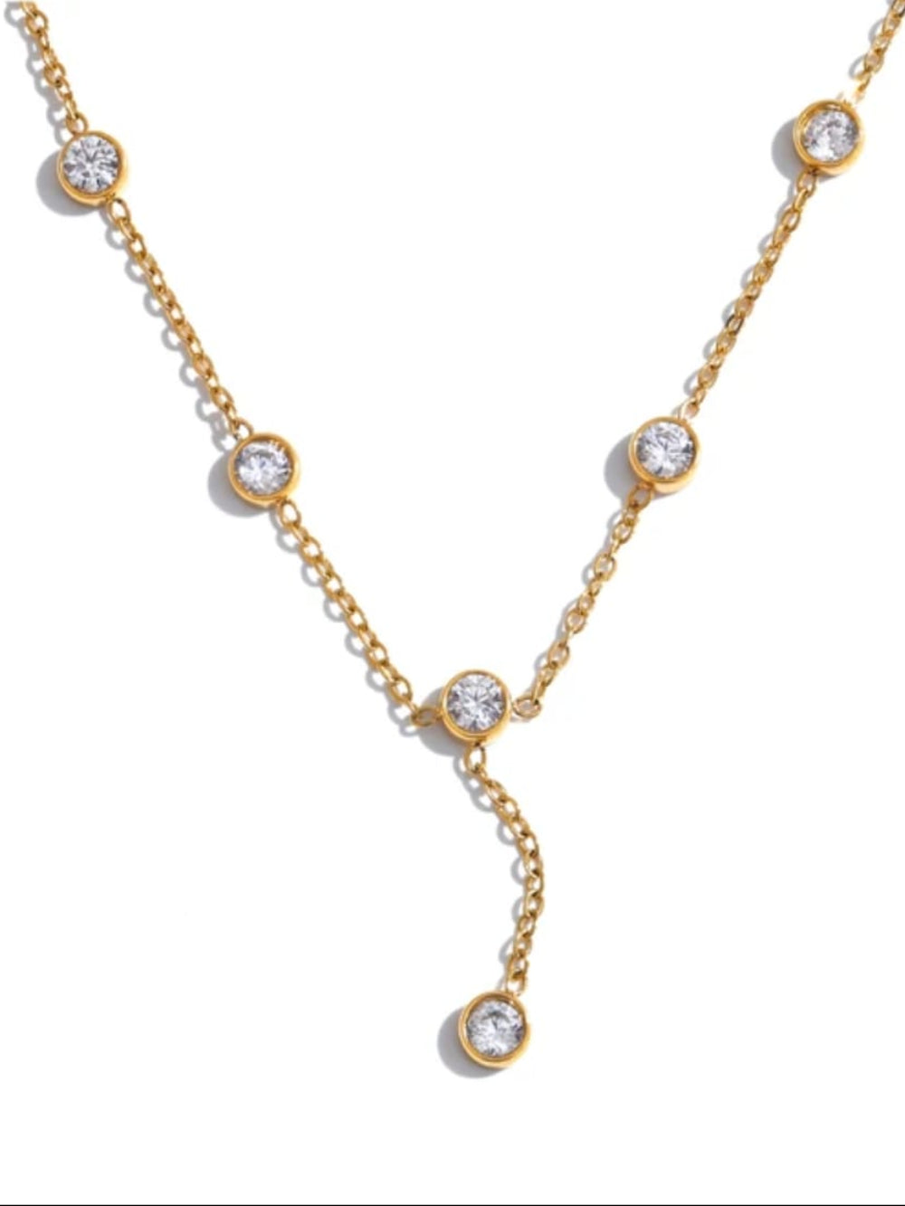 Gold necklace with diamond-like stones