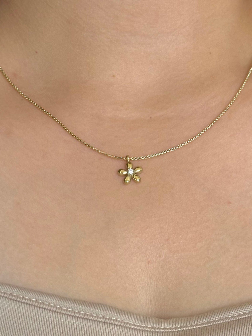 Princess Flower Pendant QROSH