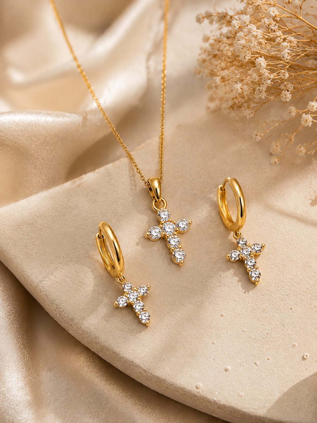 Gold Cross Pendant Set QROSH