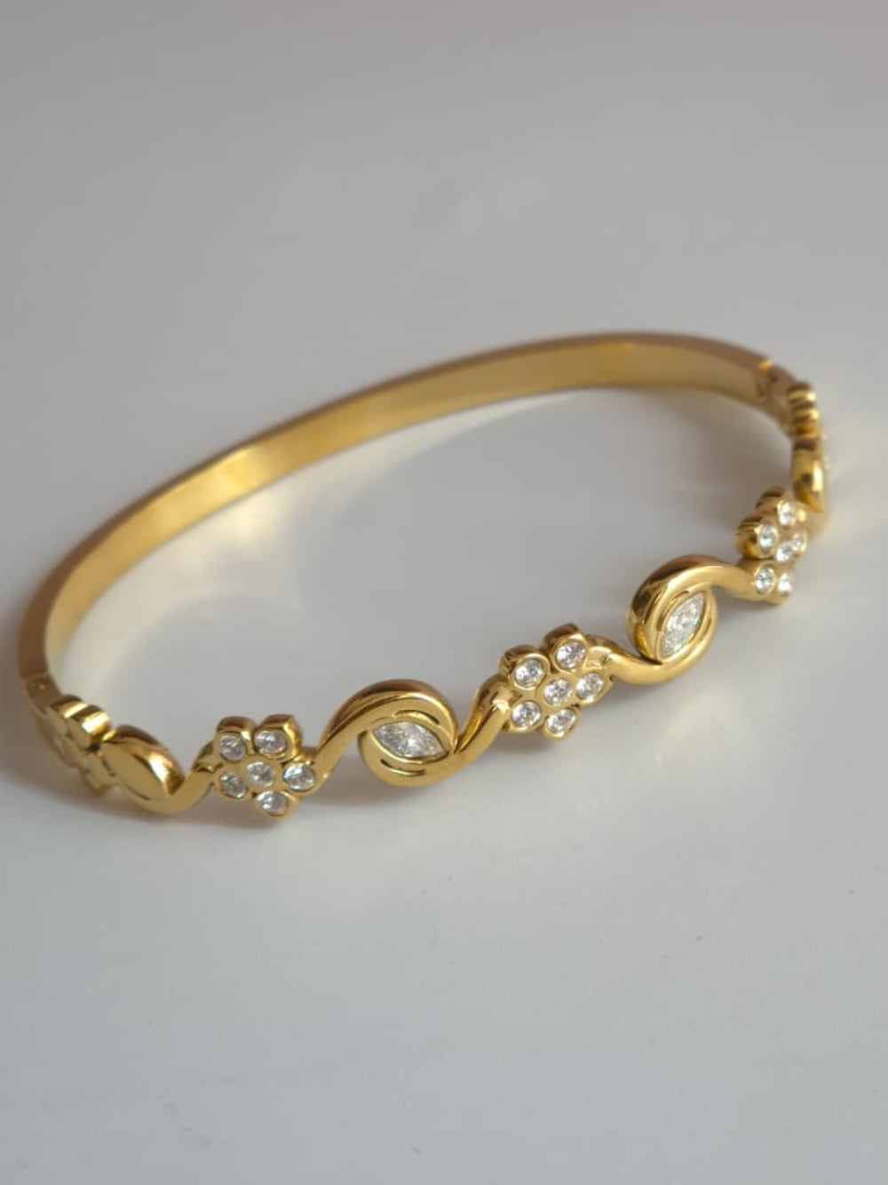 Gold Fairy Vinestone Bangle QROSH