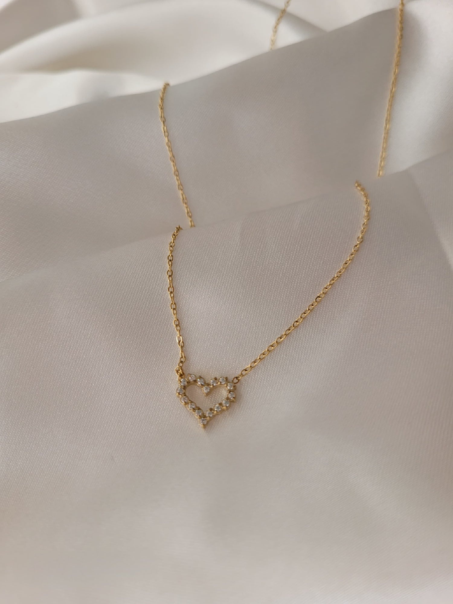 18K Gold-Plated Blingy Heart Pendant QROSH