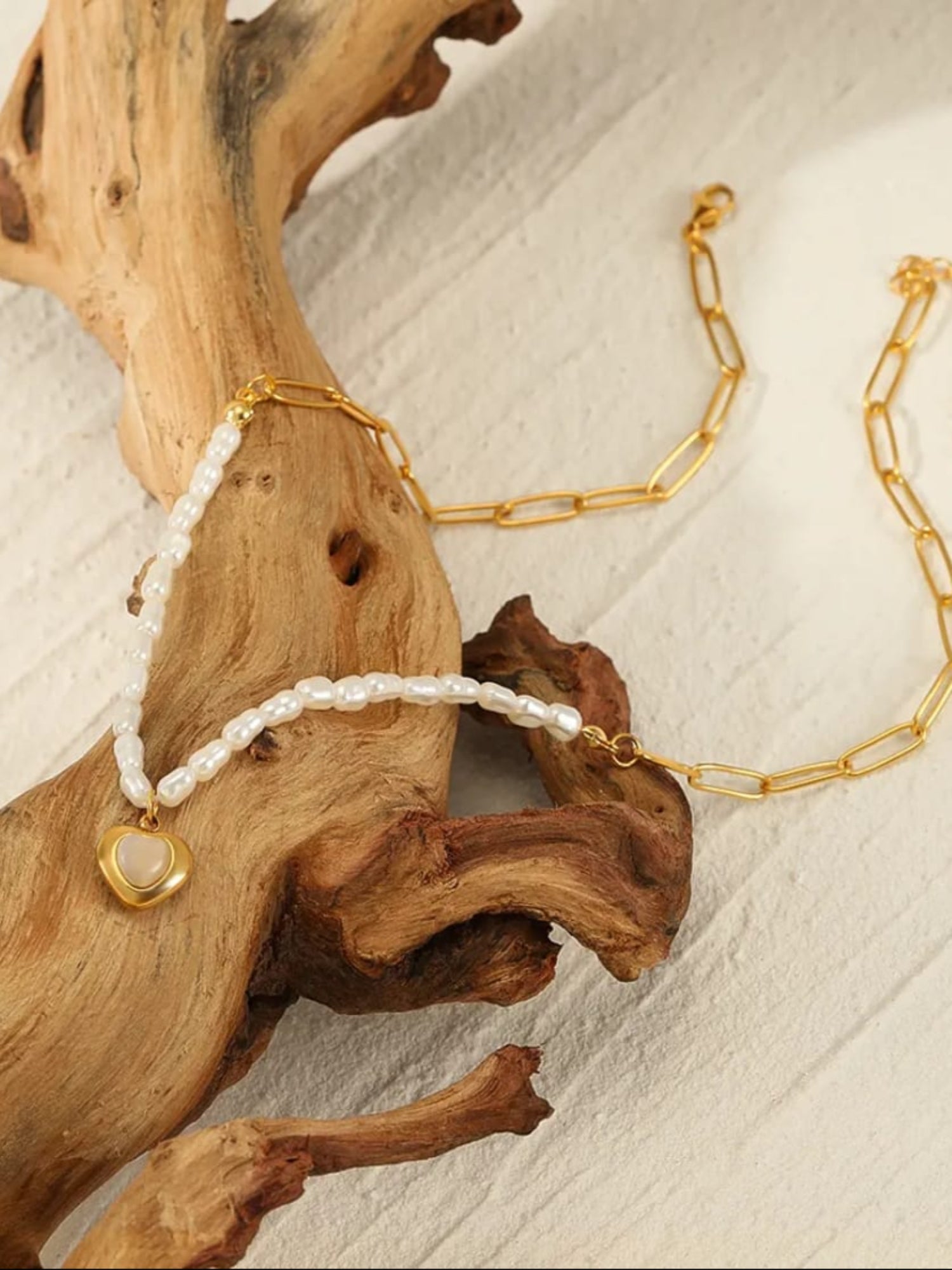 18K Gold-Plated Dainty Heart & Pearl Necklace QROSH