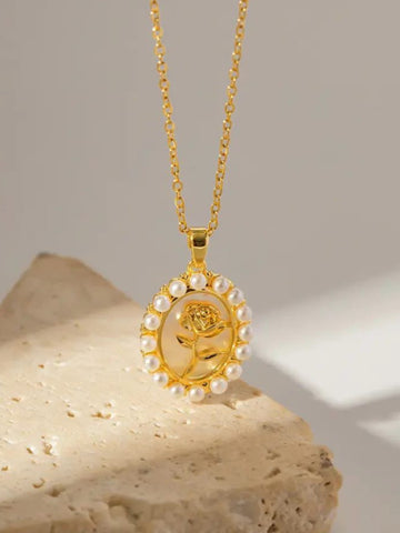 18k Gold-Plated Oval Pendant Necklace with Cubic Zirconia QROSH
