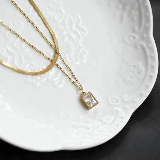 Double Layered Pendant QROSH