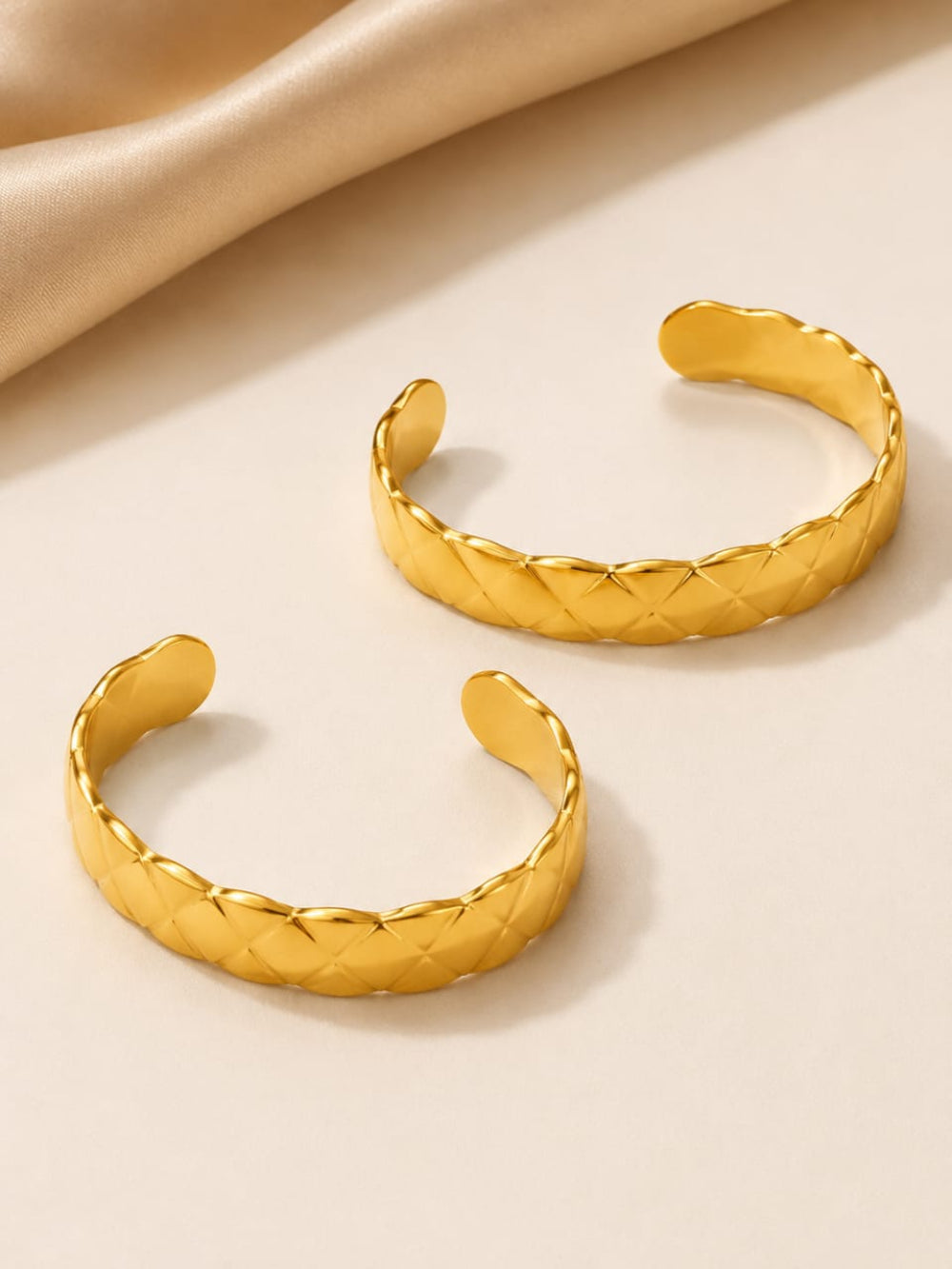 Gold Plated Classic Alure Bangle bracelet QROSH