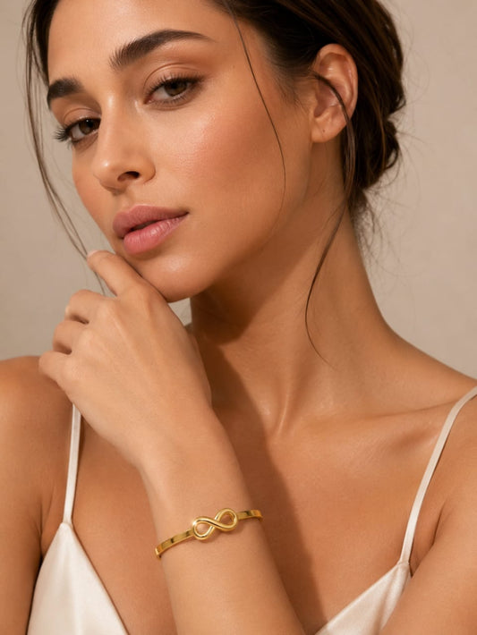 Dainty Infinity Bangle QROSH