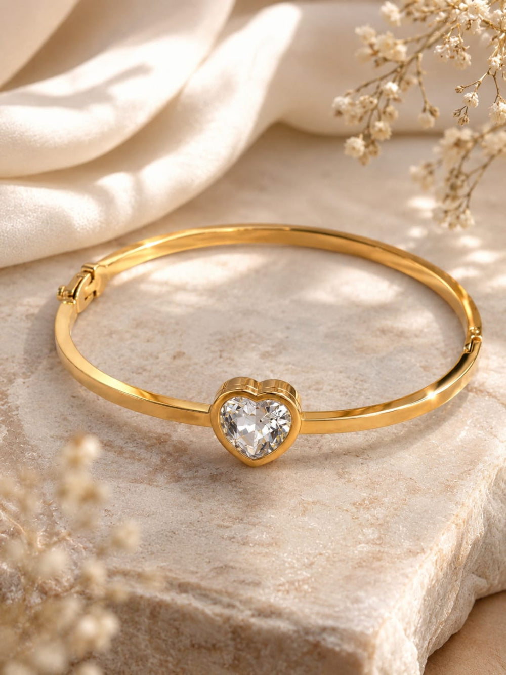 Luxury Gold Heart Diamond Bangle QROSH