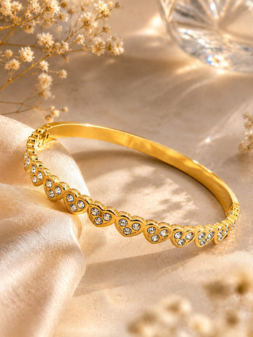 Dainty Pave Heart Pattern Bangle QROSH