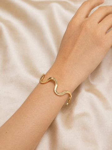 Wave Shape Gold Cuff Bangle QROSH
