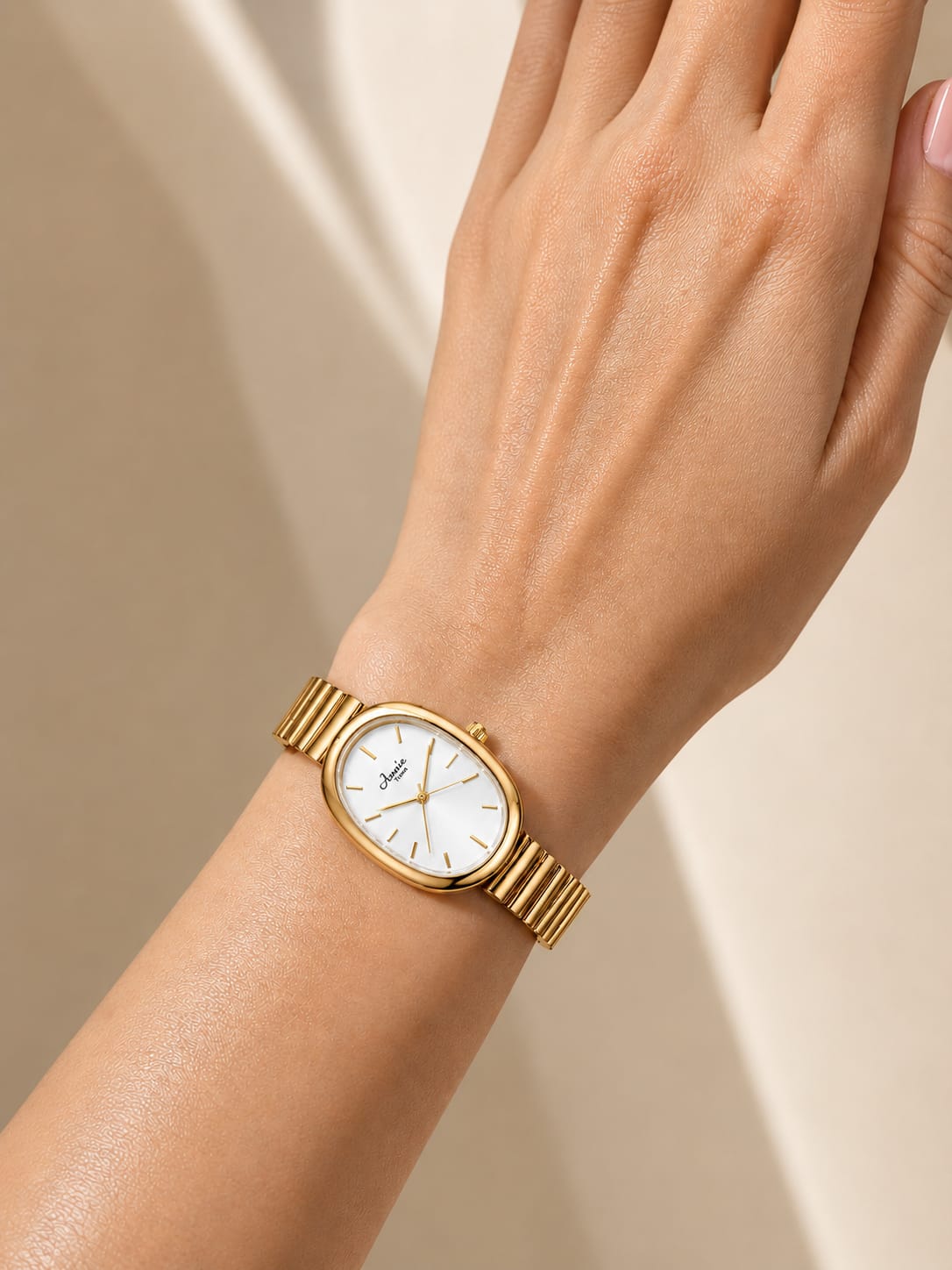 Oval Annie Time Classic Watch QROSH