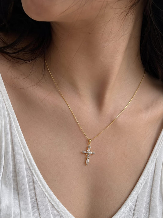 Crystal Diamond Pendant QROSH