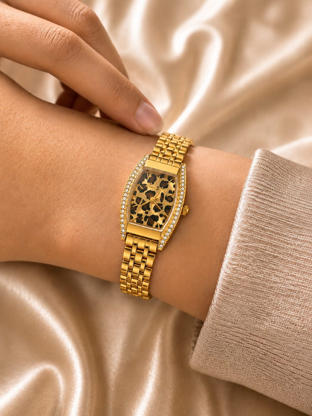 Gold Leopard Dial Watch QROSH