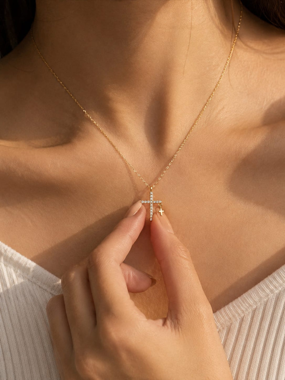 Minimal Double Cross Pendant QROSH
