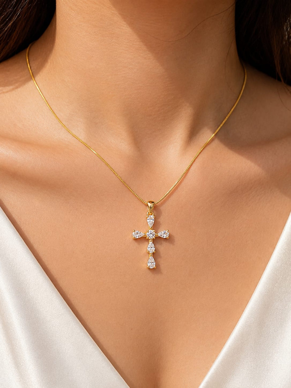 Dainty Cross Pendant QROSH