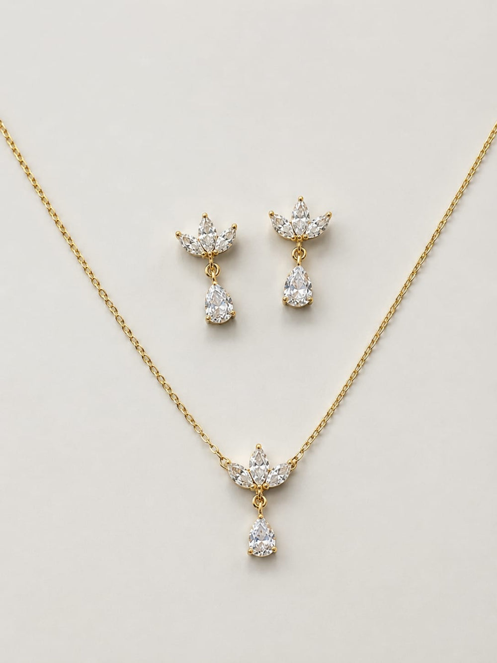 Crown Crystal Pendant Set QROSH