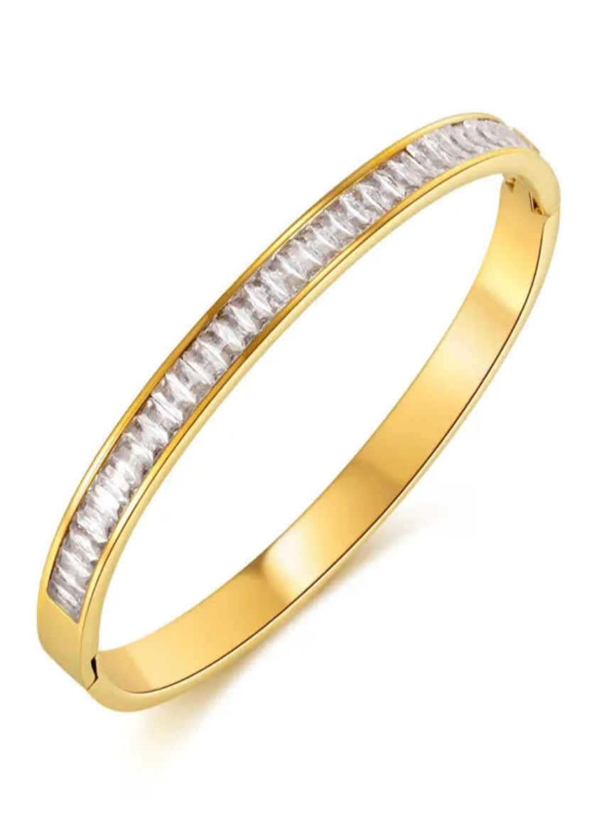 Starlit Edge Bangle QROSH