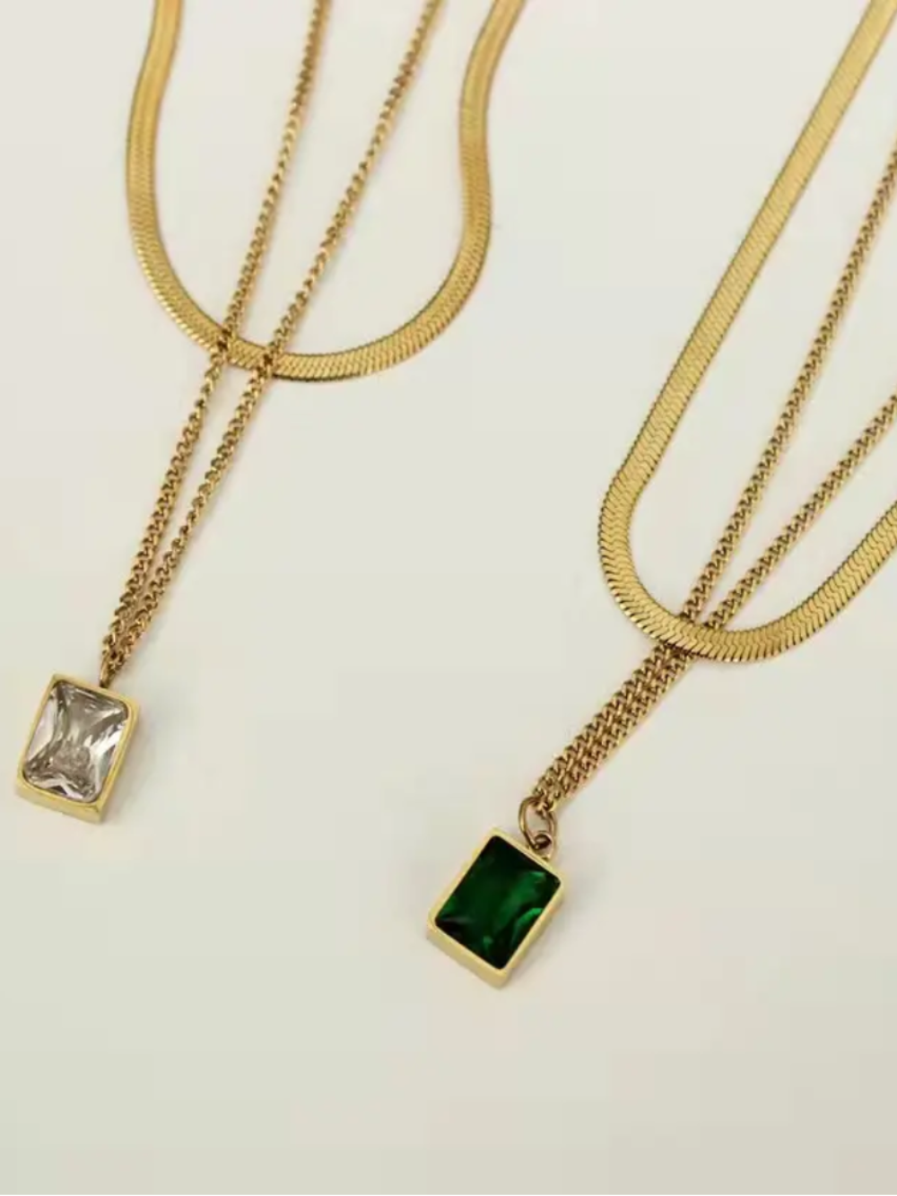 Double Layer Emerald Green Pendant QROSH