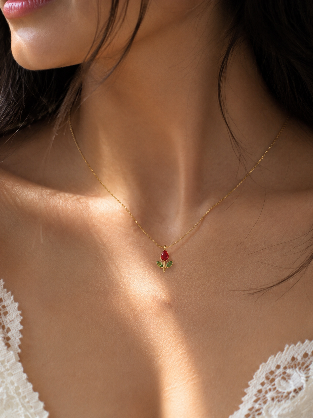Tulip Pendant Necklace QROSH